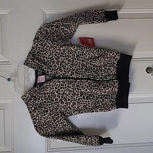 Girl's leopard print hoodie, NWT, size 4.